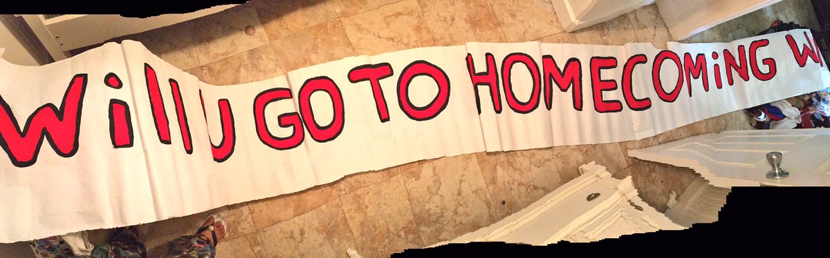 snooks956's tweet photo. Look what I found 😭😻💔💕#homecoming2012 https://t.co/4FHBj9Bew9