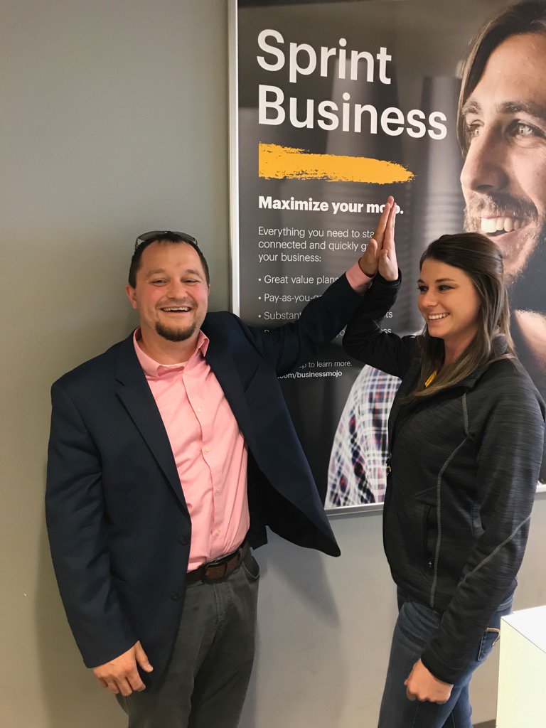 KYCLGuy's tweet photo. Great work! New Hire Jaclyn already at 6 CL for the month! @foxcreekfarm @eventerinky @MKI_Champs https://t.co/XOCABA5Ynk