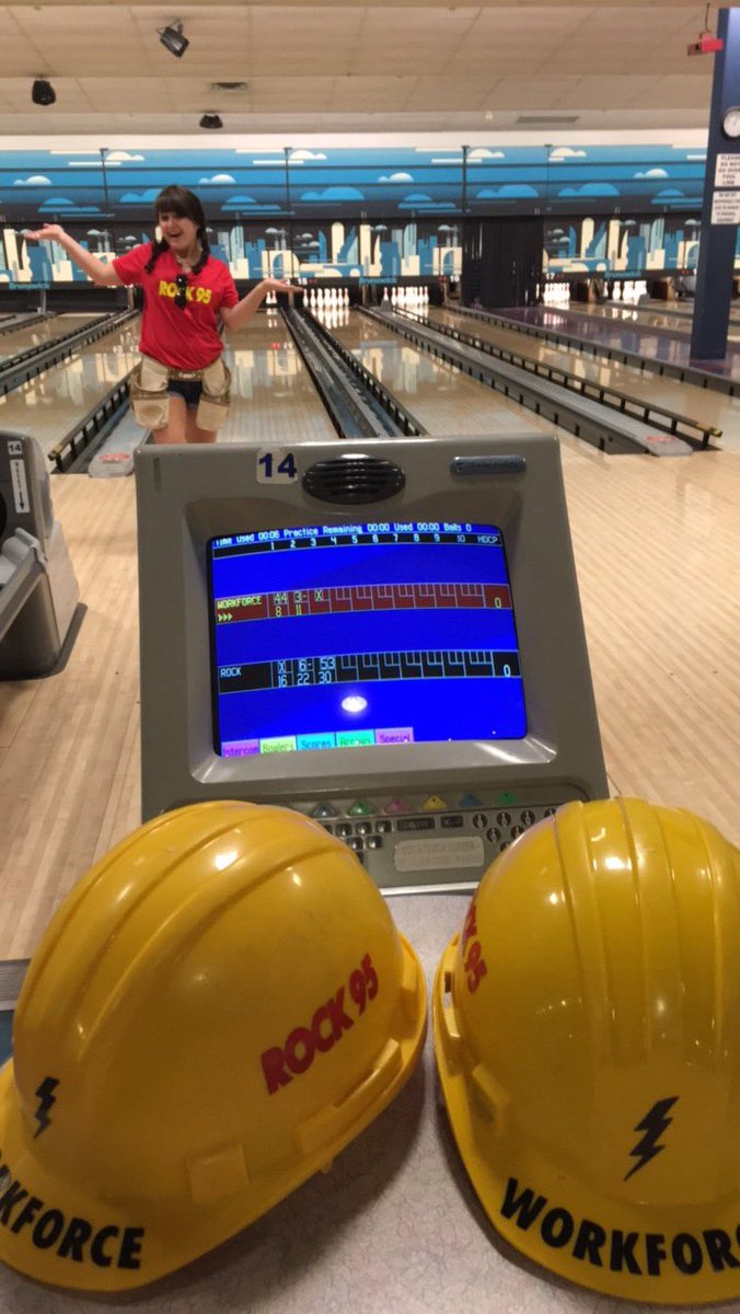 Thanks <a href="/bowleramabarrie/">Bowlerama Barrie</a> for the game! want the Rock95 Workforce Girls to visit your business? let us know! You could win free lunch! 🤘🏽