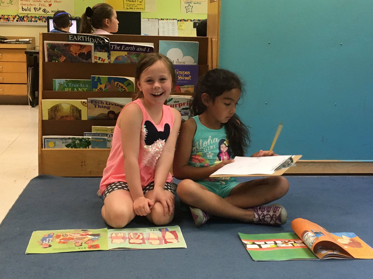 WOSnews's tweet photo. Nonfiction book clubs meet in #mrguntherWOS &amp; #mshillWOS' class to discuss evidence that supports their ideas about their topics @tcrwp https://t.co/KbokkAA2jh
