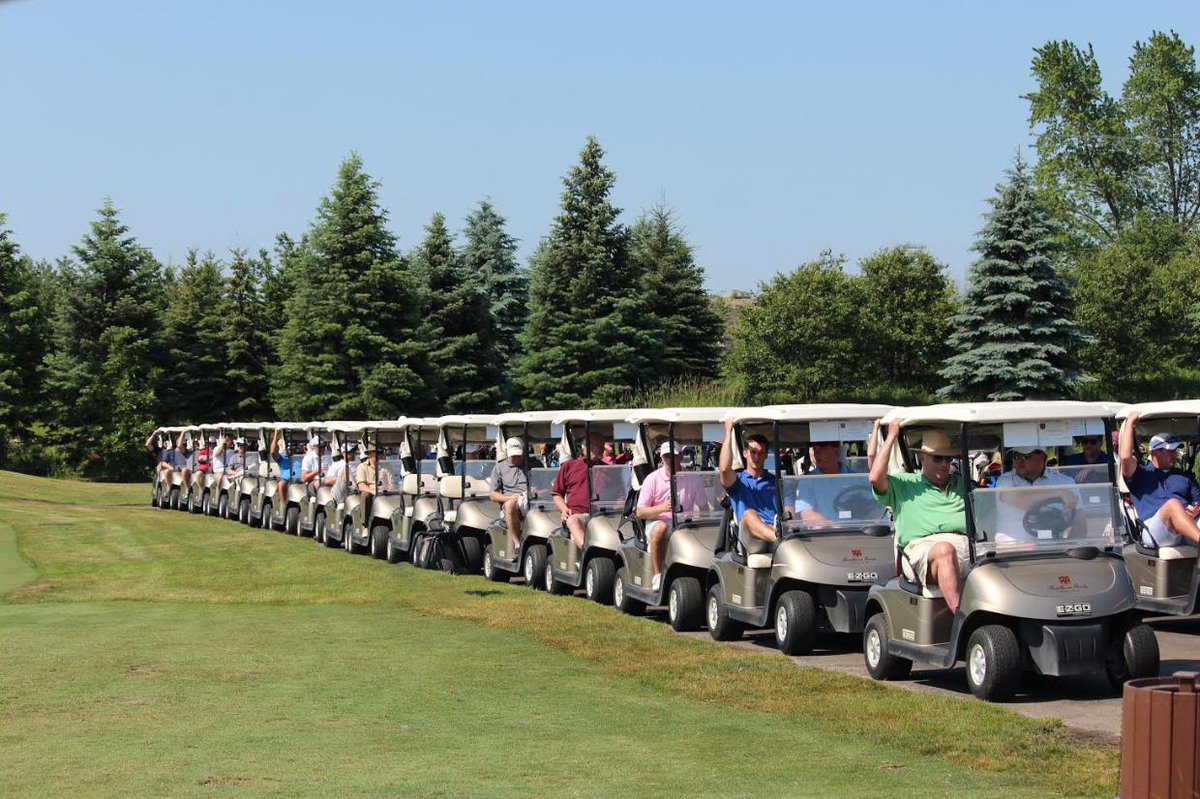 Fore! 120 golfers are participating in the 2017 "Drive Fore Dreams" golf outing at <a href="/HawthornWoodsCC/">Hawthorn Woods</a> today goo.gl/CYgYUc