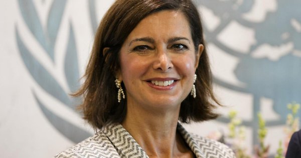 Europasiamonoi's tweet photo. Lettera aperta a @lauraboldrini, da parte delle ragazze e dei ragazzi del liceo #Roiti di #Ferrara #lEuropaSiamoNoi https://t.co/nZvGJEoU7A https://t.co/OaihOOwKZk