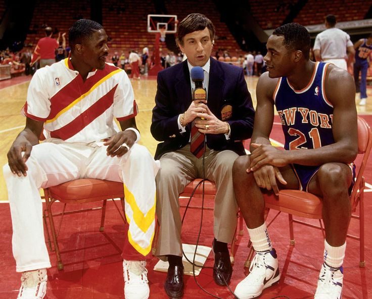 YES! Happy 76th birthday, Marv Albert! 