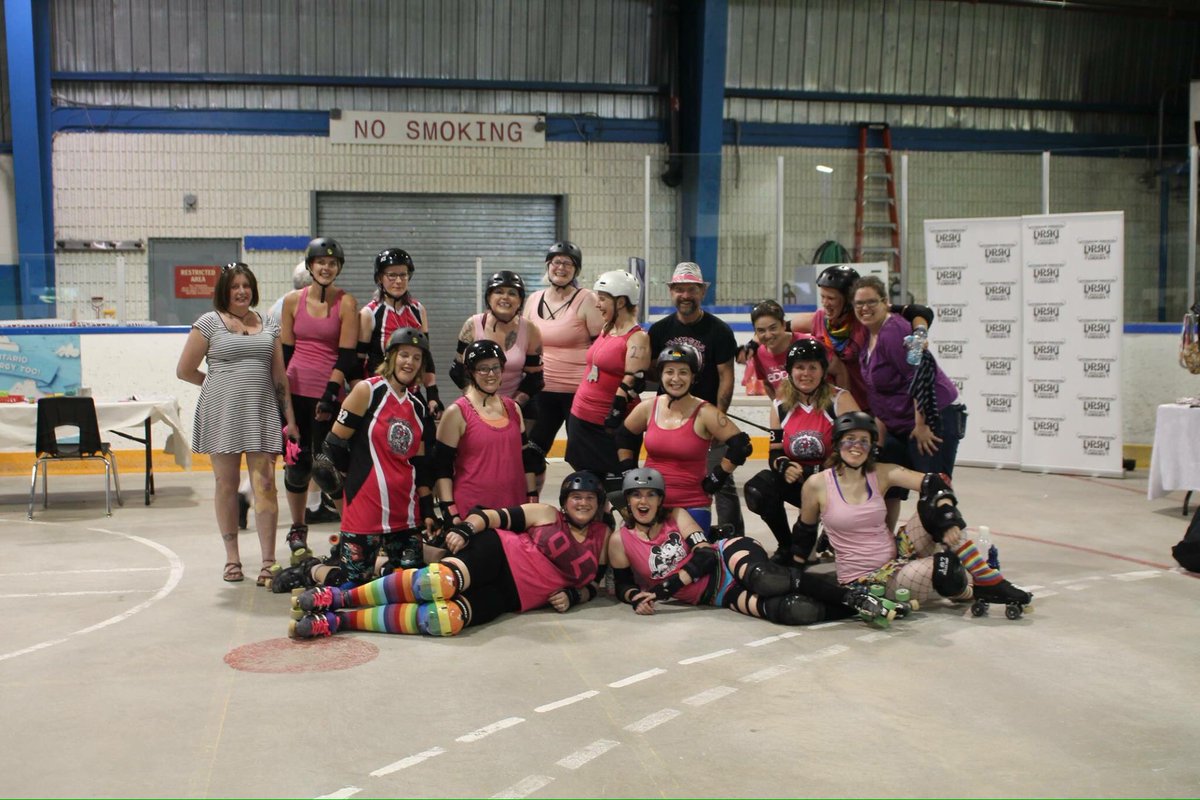 Sweaty team photo #stratfordravens #ravensofruin #rollerderby #derbygirls #inquadwetrust #ajax #wellplayed #locoderby #teampink