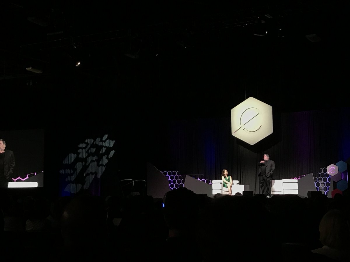 SFBJVenture's tweet photo. Woz: “Young people being inspired to be entrepreneurs is the most important thing for our world.” #ea17 https://t.co/UY1lH2wxBg