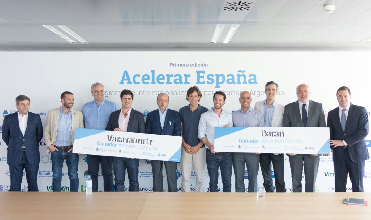 LeanSigman's tweet photo. felicitaciones @Vacavaliente y Bacan ganadores del programa Acelerar España de @_CEAES gracias al super jurado que se unió !!! https://t.co/pKe6GTzsMk