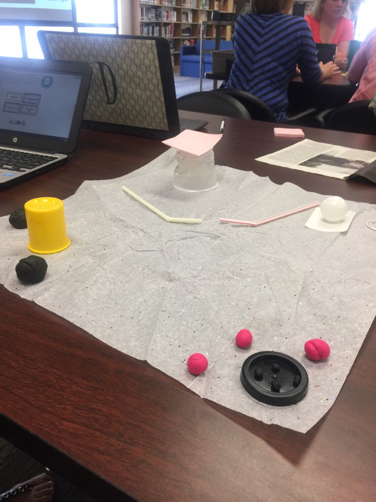 okstalnaker's tweet photo. Model classroom of the future #esc11pbl https://t.co/CHtqdRU6aR
