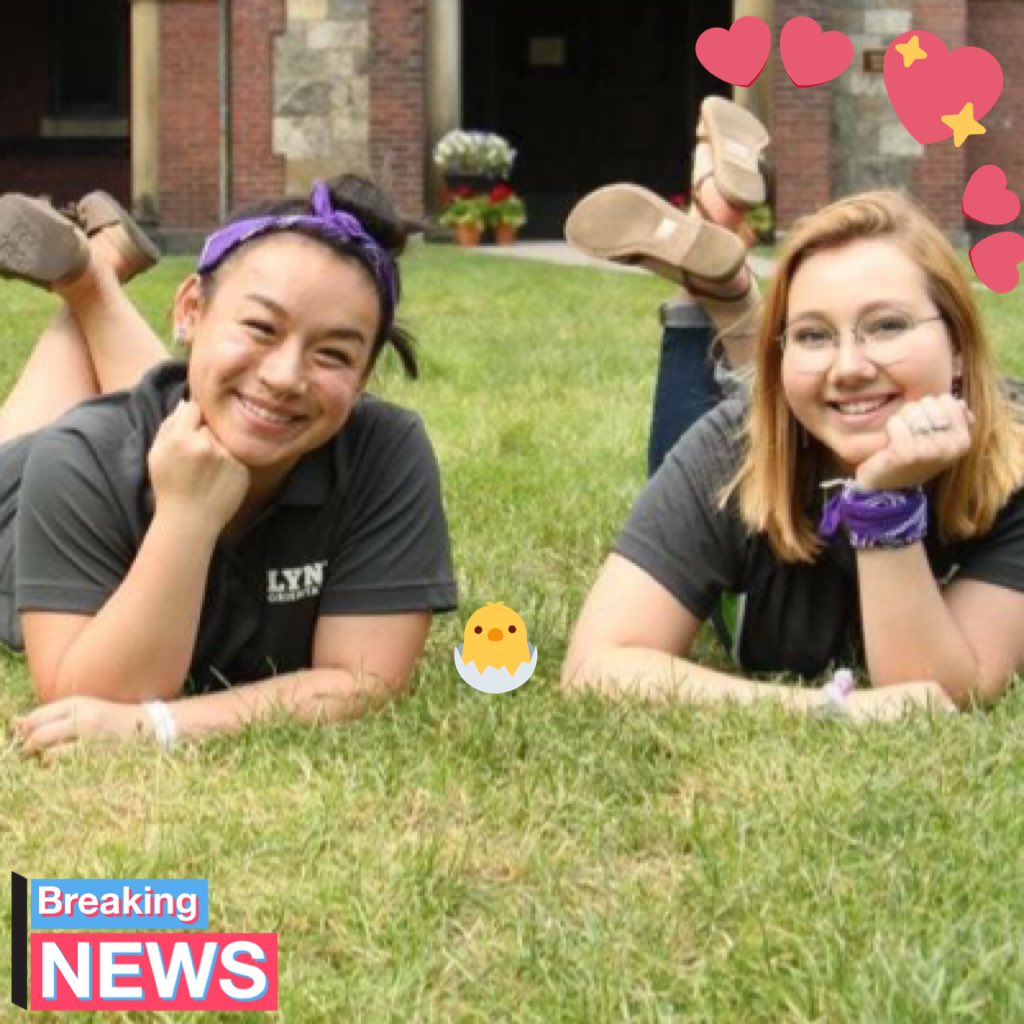 LUOLRosie3's tweet photo. #Serving looks 😏💁🏻💜🔮 https://t.co/JchDldydqU
