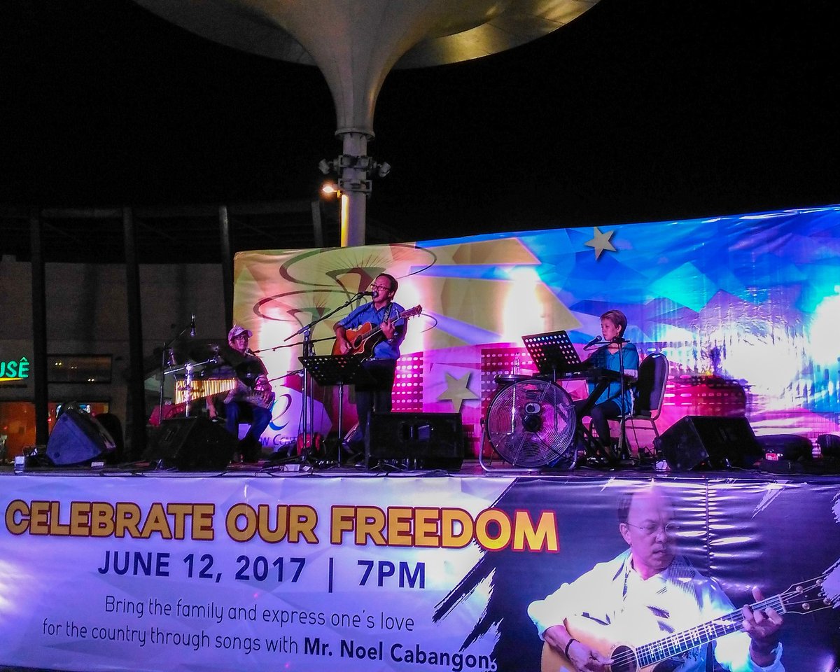 May each of us be heroes for the Philippines in our own unique ways. Happy Indepedence Day, Pilipinas! 🇵🇭 #CentrisIndependenceDay2017