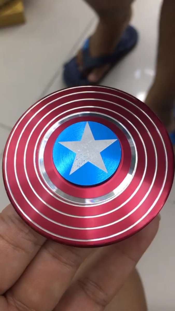 Pkpopshoe's tweet photo. ขาย fidget spinner ลายCaptain, 6แฉก
❤️350 THB❤️
⭐️ส่งฟรีReg⭐️
🗣จัดสั่งพ.14/06🗣
#BattleFieldDanceParty #ritzcomebacktoyouconcert #รับตรง60 https://t.co/HmgwRZWgJH