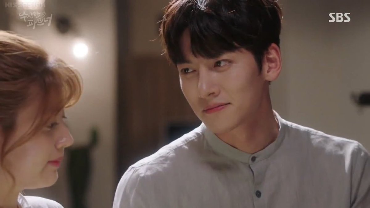 QueenEster21's tweet photo. setiap no ji wook senyam-senyum ke eun bong hee, sungguh ingin rasanya ku menampol.
#ngeselintothemax
#tapilucuk
#jinergizer #FTW https://t.co/1zLs1RPiTG