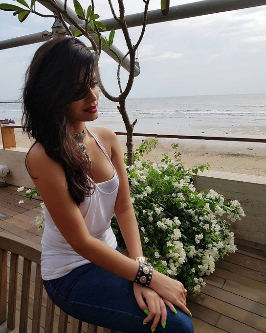 View image on Twitter View image on Twitter