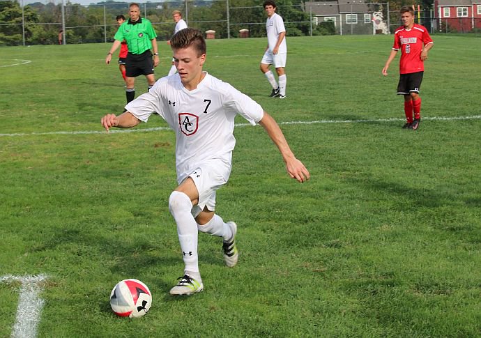 CurleyHS's tweet photo. Nick Richardson '18 of #CurleyHS named Gatorade Maryland Boys Soccer Player of the Year. Congratulations, Nick! https://t.co/dzWSevPSLJ