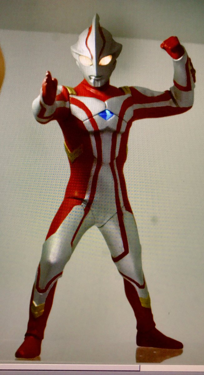 ガシャポン特撮部 Twitterren アルティメットルミナス第4弾ウルトラマンメビウスの撮影中 楽しい ご好評につき受注が終了したキングジョーのテストショットも到着 まだ電飾が入っていないので光らせるのが楽しみ 次回のフォロワー様キリ番解禁は名予定