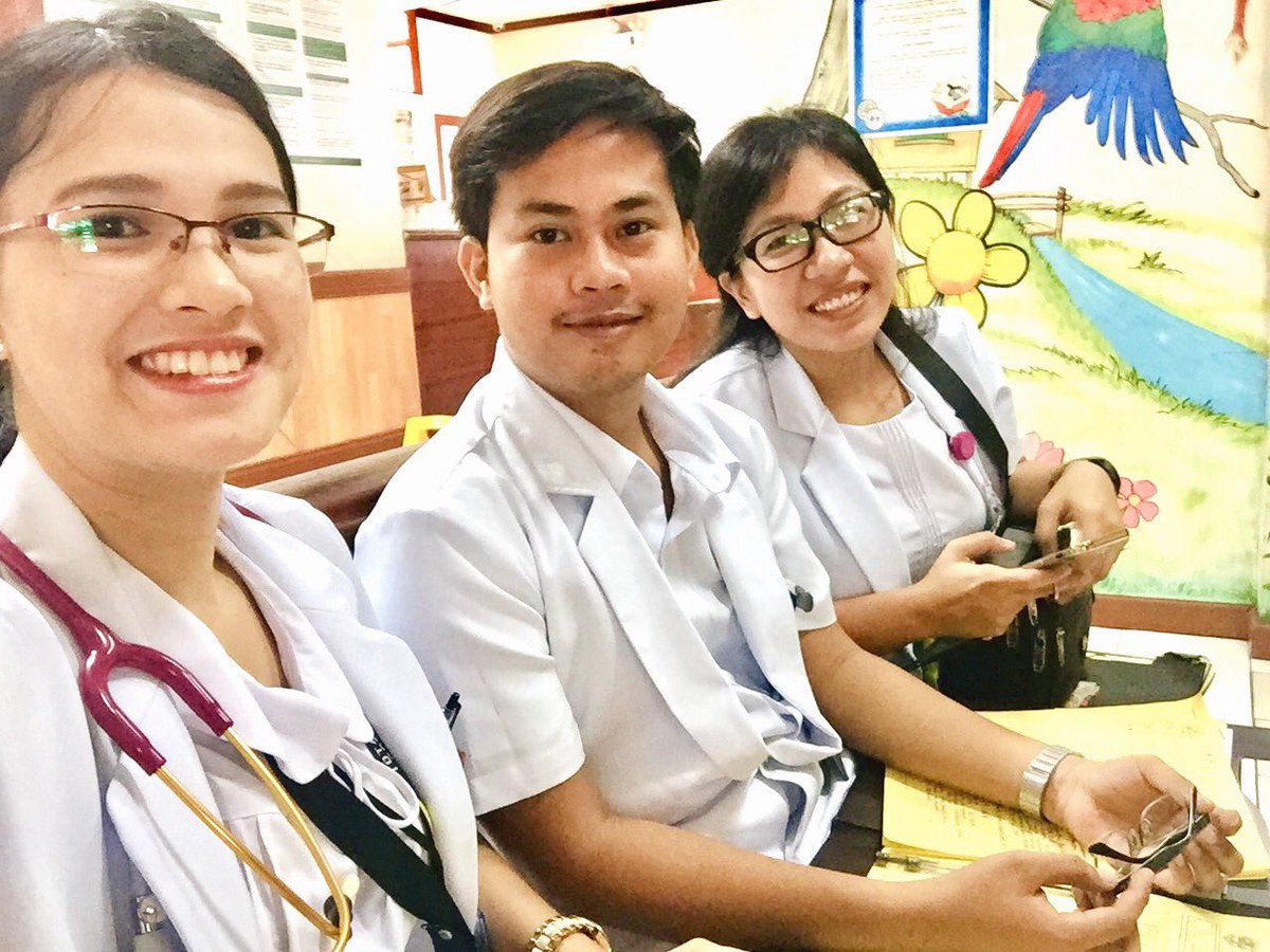 Verapoly593's tweet photo. clingy ka-trio from NICU to Ward π€
#Pedia #CIM #Gullas #MHAM π¨βπ§βπ§ https://t.co/3lOsF40weu