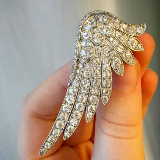 Our #PJOTD showcases some truly artistic &amp; inspirational pieces! Check it out ow.ly/kxMa30cwibW #beplatinum <a href="/KentshireJewels/">Kentshire Galleries</a> <a href="/JEObloy/">J.E. Obloy</a>