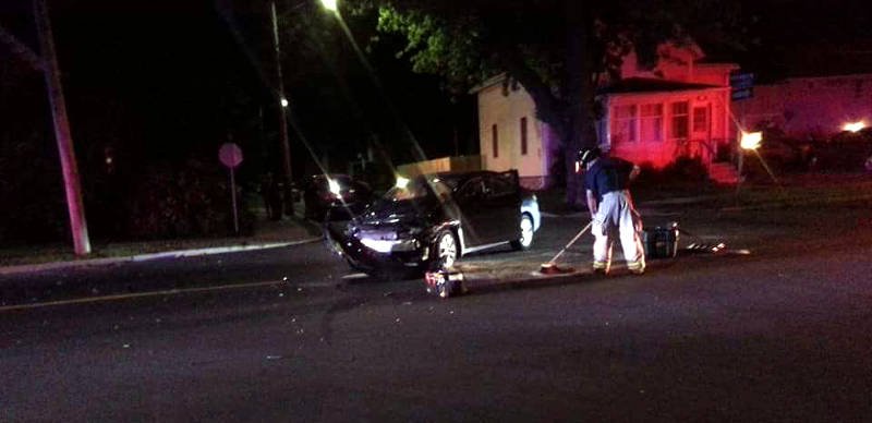 Cornwall crash involving wrong-way driver bit.ly/2riLIkD #CornwallON #crash #drunkdriver https://t.co/0QRixVvJJ0