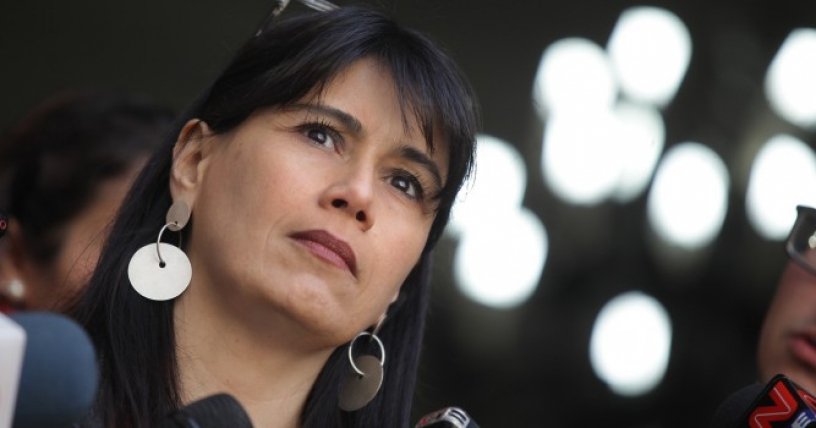 elmostrador's tweet photo. Comisión #Sename responsabiliza a Blanco de "guardar un silencio cómplice" y de "consentir una política del cuoteo" https://t.co/wCiMHBDTy3 https://t.co/5SX6V5Bjr2