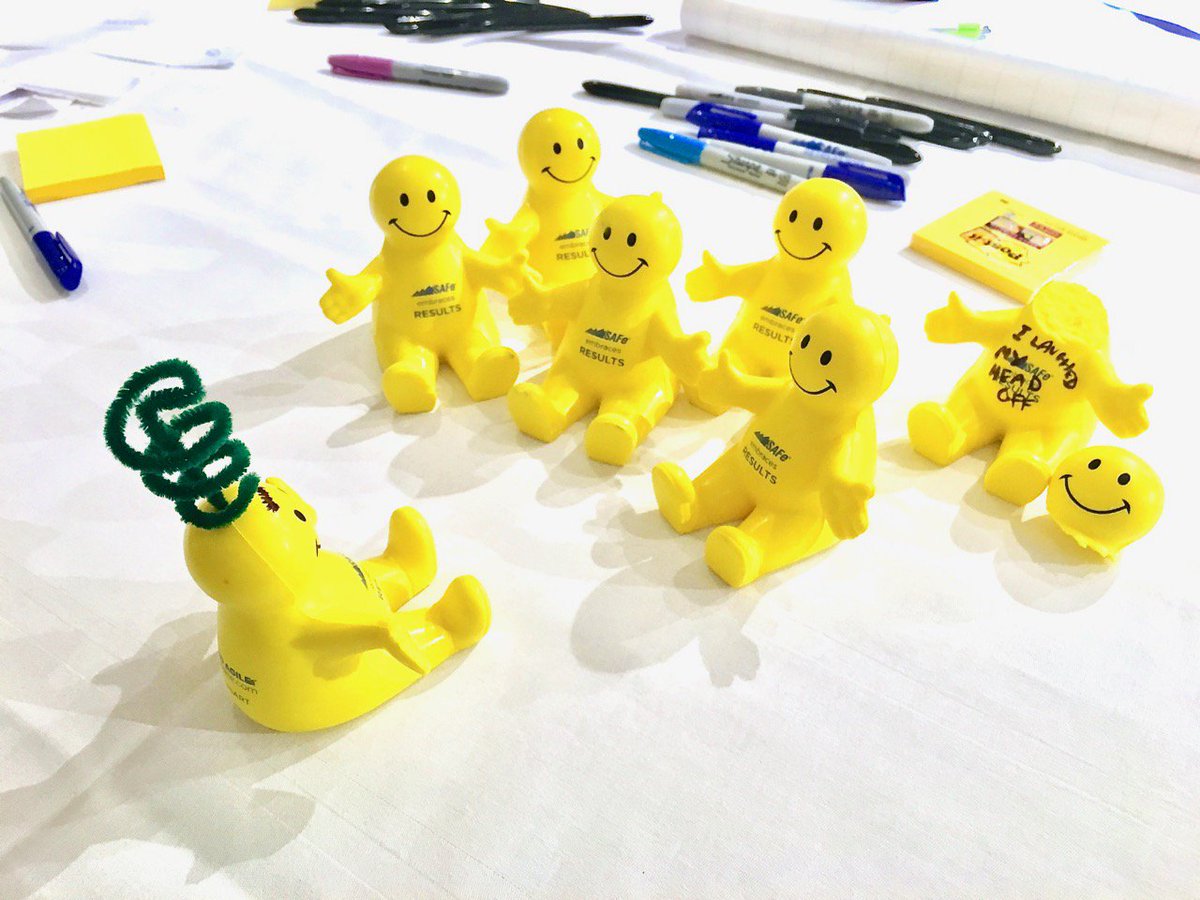 whereisarttoday's tweet photo. Last week, I met with some friends in Scotland. And I learned to knit! #whereisArt https://t.co/VEnptFa52U