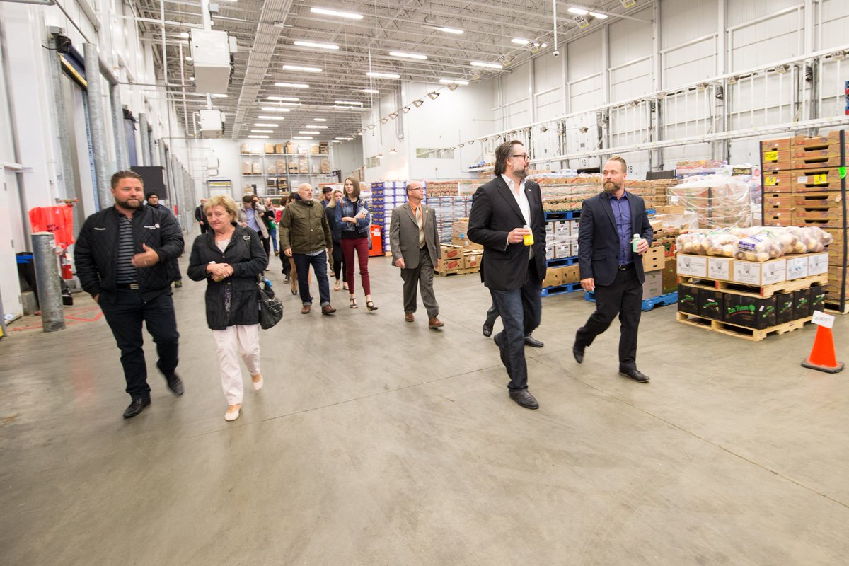 Heurtel's tweet photo. 400K$ à #JusLoop pr contribuer aux objectifs de la Pol. québécoise de gestion des #matièresrésiduelles #économiecirculaire #Fondsvert #polqc https://t.co/FlEAXf8xIR