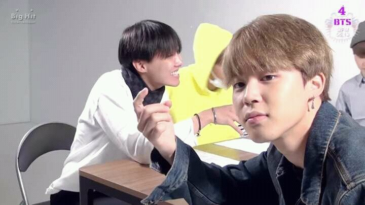 PhmThaoLy1's tweet photo. Happy Birthday BTS^^
It's been 4 years . ARMY and BTS stick together.
#lymin
#BTS https://t.co/AT115jCWtb