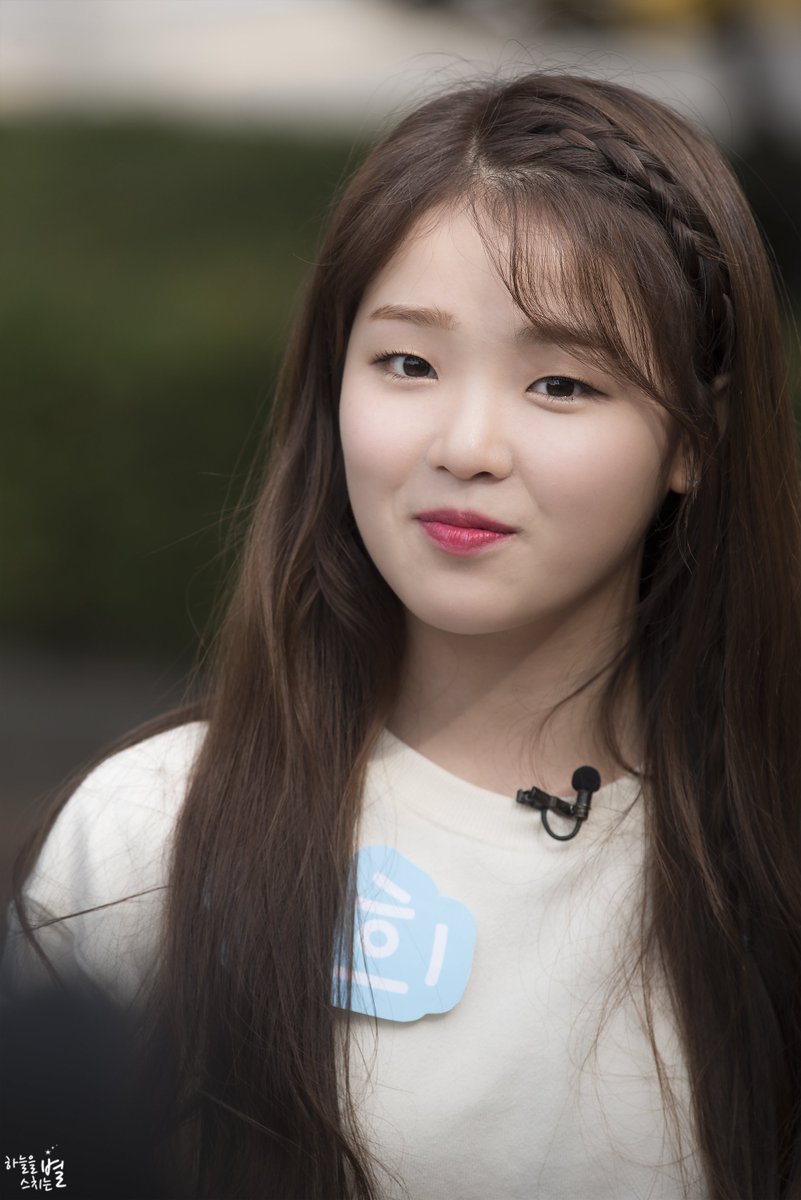 nightstar0728's tweet photo. 그 이후로도 우리는 정말 많은 순간들을 함께 했고
함께 웃고 정말 많이 행복했던 것 같아
너는 보고있자면 나에게 미소를 부르는
그저 행복한 사람이었고
그래서 나는 홀린 듯 지금까지처럼 널 따라왔어
그런 내가 너에게 가졌던 생각들은
언제나,
언제나, https://t.co/qsuY0uVhnO
