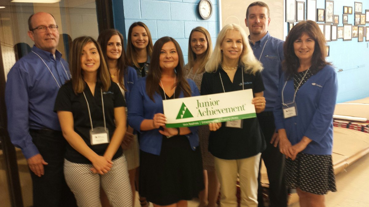 JAofCUNY's tweet photo. @ConServeARM ROC students learned about financial literacy &amp; work readiness, thanks to @ConServeARM &amp; @KPMG_US  during a JA in a Day. https://t.co/5OjQpoFtjS