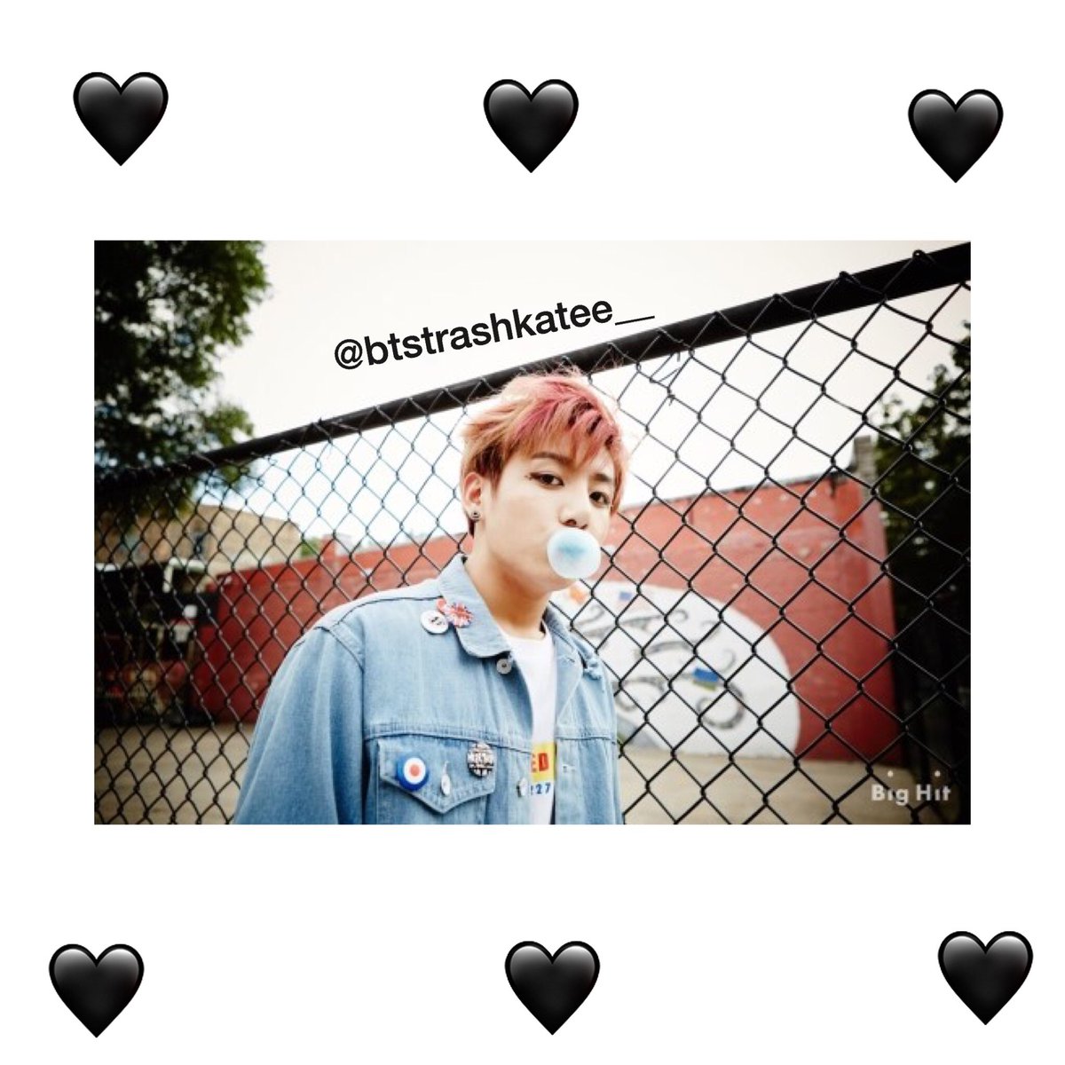 cuntjsy's tweet photo. jungkookieee 🍪❤️ #bts #btsjungkook #btsjungguk #btsweek #btsweek2017 #btsanniversary #bts4years #4YearsOldBangtanBoys https://t.co/tizyfPkOvz