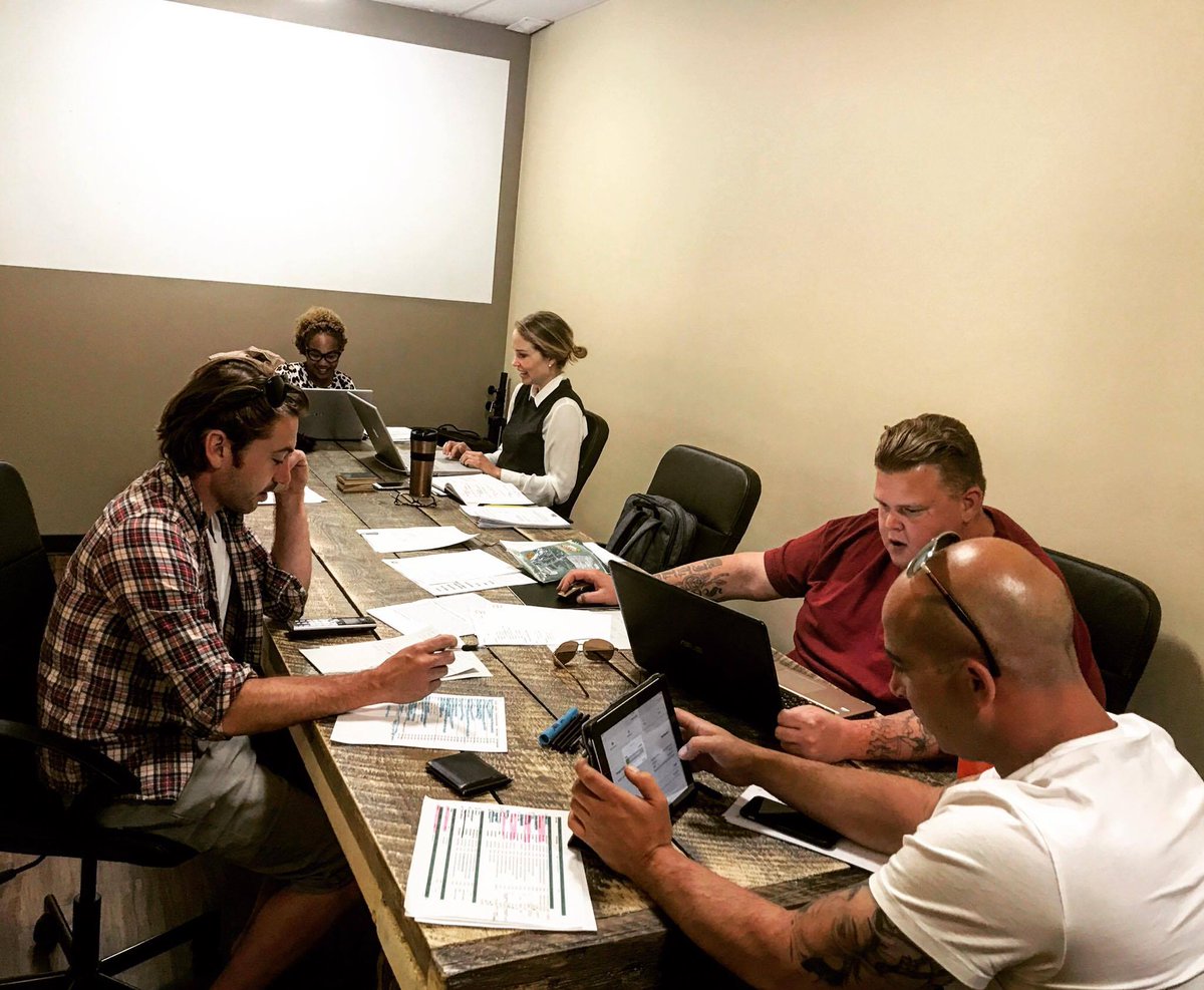 Weatherskin's tweet photo. Behind the scenes of our #Monday morning meeting... big things on the way!! #WeatherSkin #YYC #Alberta #Builder #Entrepeneur #Grind https://t.co/kw2EBPWGVn