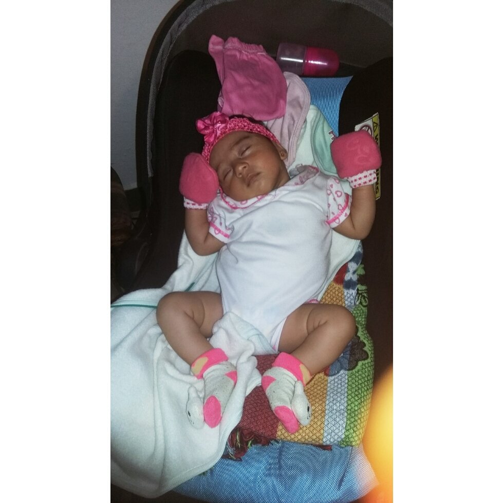 LeiidyDiaz_'s tweet photo. - Cuatro Palabras &amp; Un Solo Sentimiento TE AMO MI VIDA 😍👣 https://t.co/vAEZUFUzpV