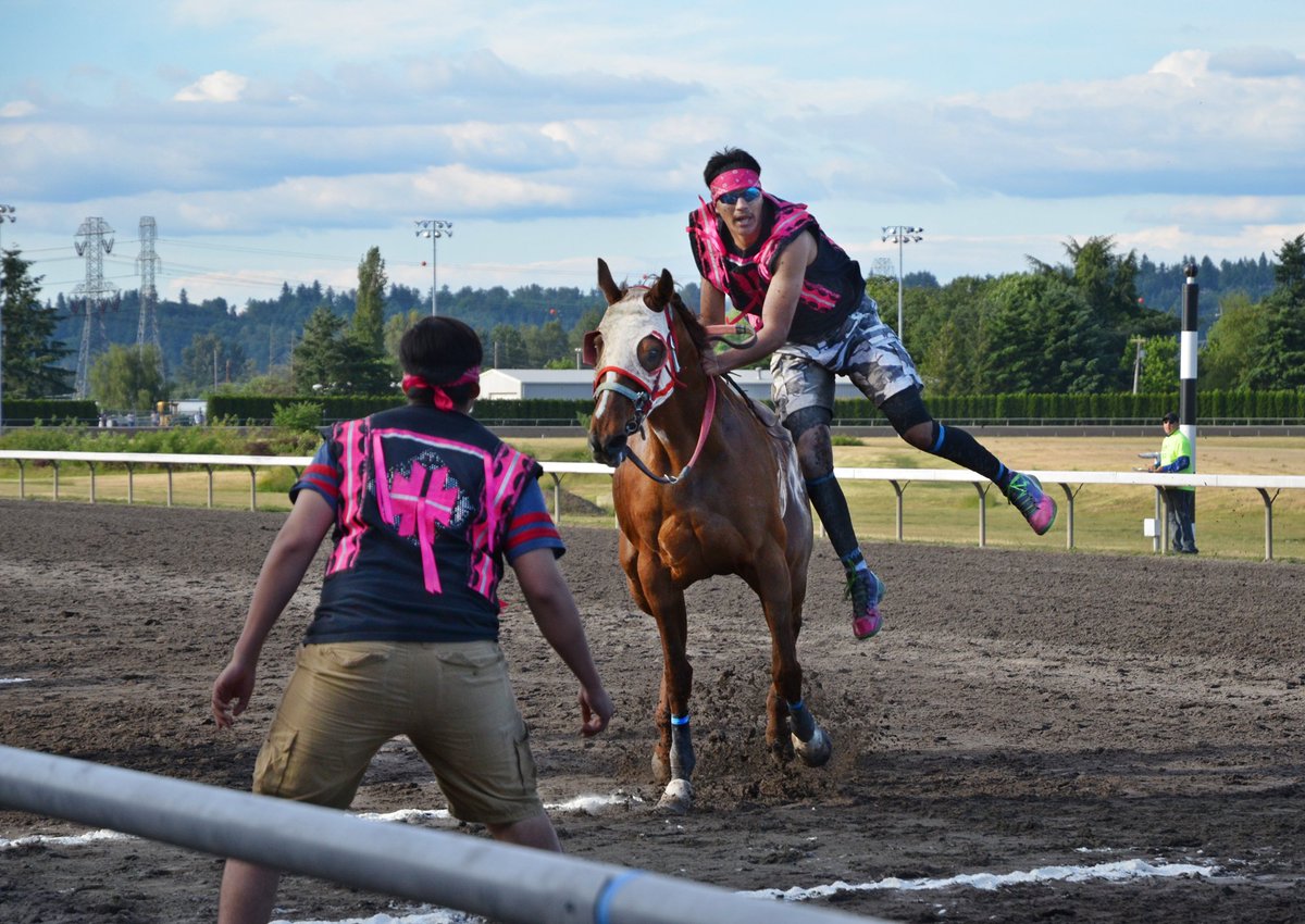chrisstearns47's tweet photo. Yesterday was an awesome day for the Indian Relay Races. Thanks #Muckleshoot Tribe and @EmeraldDowns for hosting! https://t.co/gboYlYrleI
