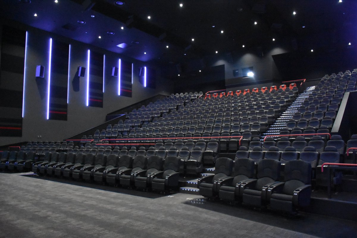 いちぎょうペン Pa Twitter イオンシネマ和歌山スクリーン7 Ultira D Box Dolby Atmos 関西に4箇所のみのアトモス対応劇場の一つにも関わらず知名度が非常に欠けている劇場 イベントなどもあまりやって無い印象だがblame 大音量上映は非常に良かったのでもっと