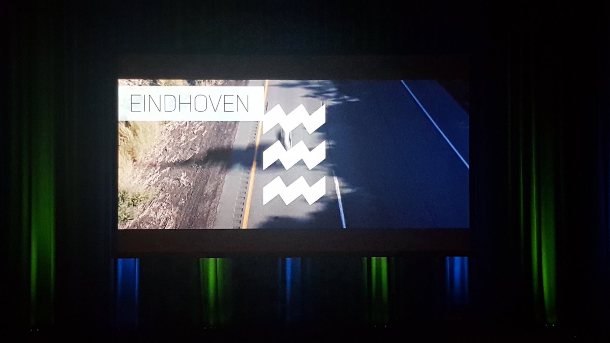 citynavigator's tweet photo. #NCC17 Citymarketing trofee @eindhoven365 Gefeliciteerd @navelpluis #PeterKentie https://t.co/GYqjYTwXLd