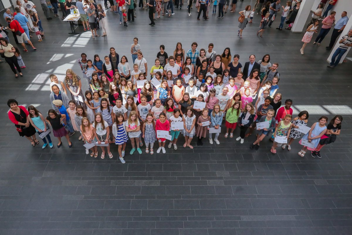 A hundred 9 -12 girls received their first academic certificate from thre Dean of the School of IC <a href="/EPFL_en/">EPFL</a> actu.epfl.ch/news/internet-…