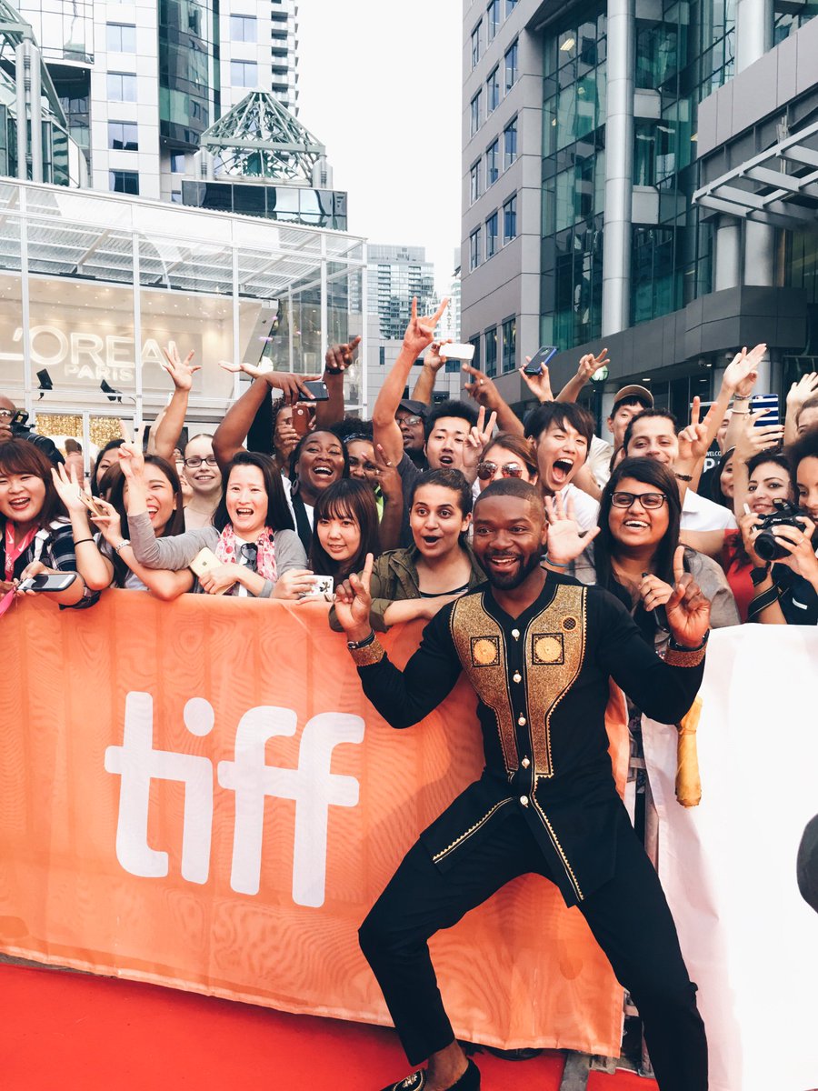TIFF_NET's tweet photo. Heading to #TIFF17? #TIFFMembers get first dibs on 🎟 packages until June 13. If you want in, now's the time to join: https://t.co/8zhfwkKIq7 https://t.co/xUZzfOiDEE