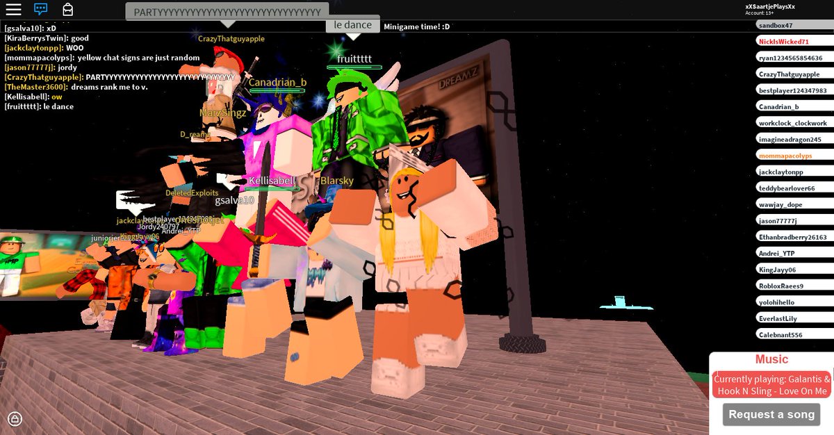 SaartjeRBLX's tweet photo. #MmpCommunity <3 https://t.co/f8mbYgeYlP