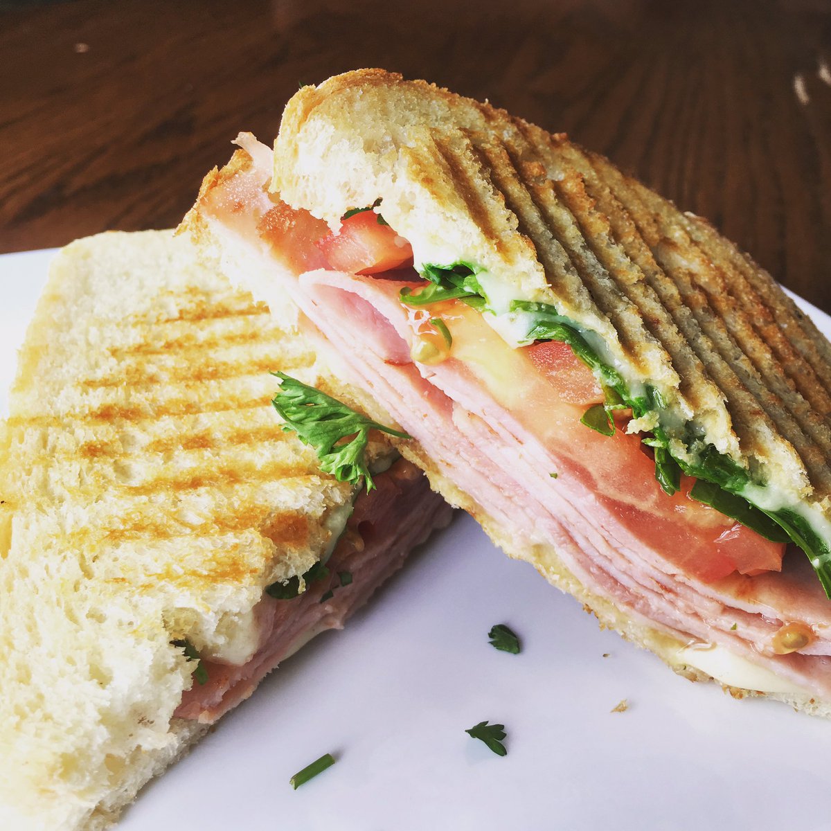 CajunsLR's tweet image. Freshly sliced Ham with tomato, Arugula, Dijon &amp;amp; Swiss Panini with your choice of fries or cup of soup! #deliciousoptions #lunchbytheARriver