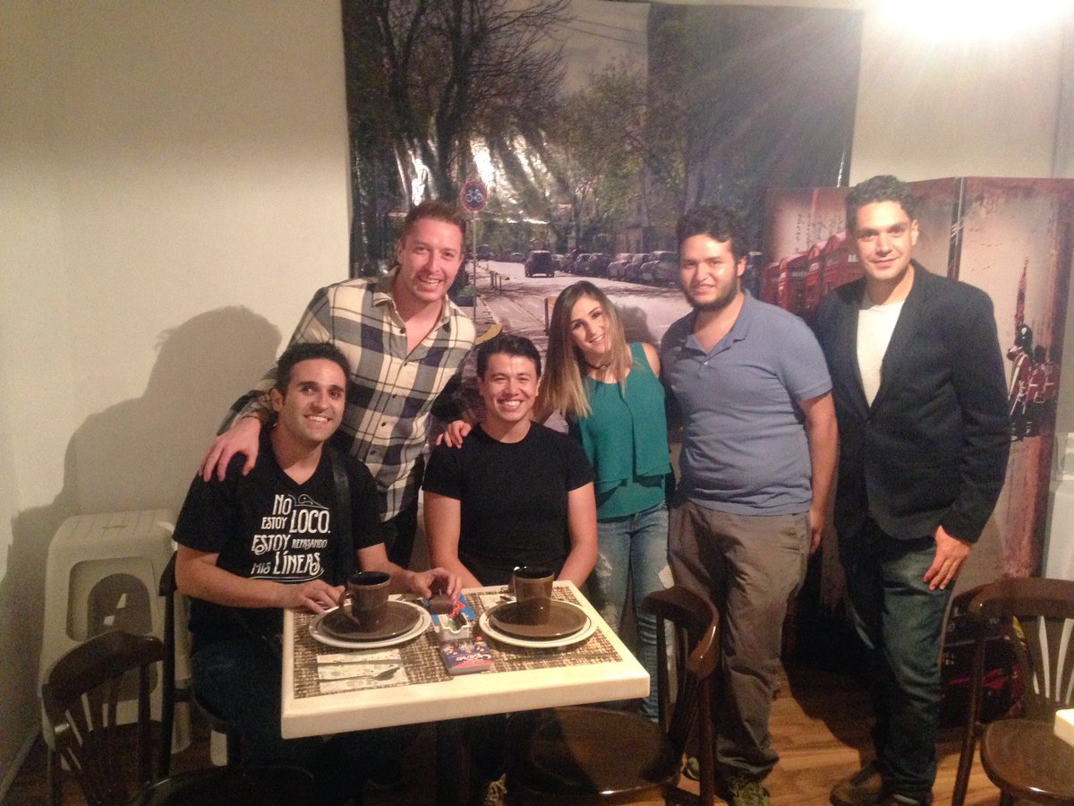 Ese Beso TC tweet media