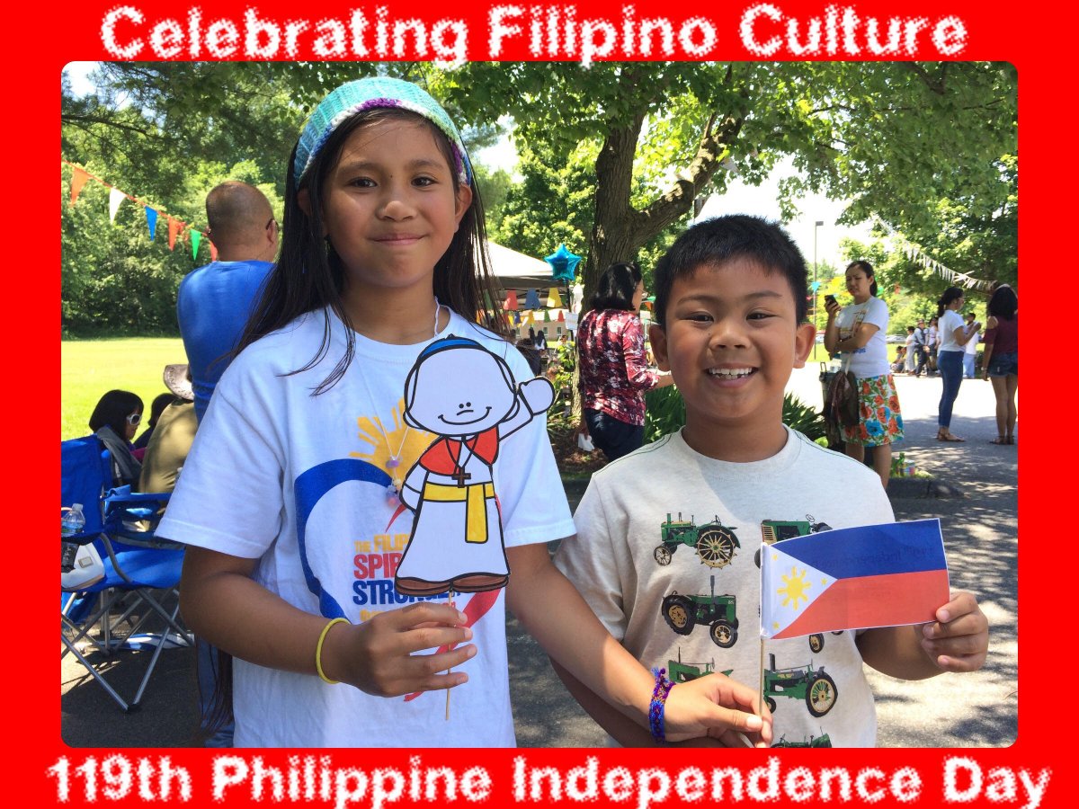 SPXSchool's tweet photo. Where are you taking #PaperPius this summer?  Remember to take pictures and share using #PaperPius or email vmccann@stpiusbowie.org. https://t.co/iVnSoAIENK