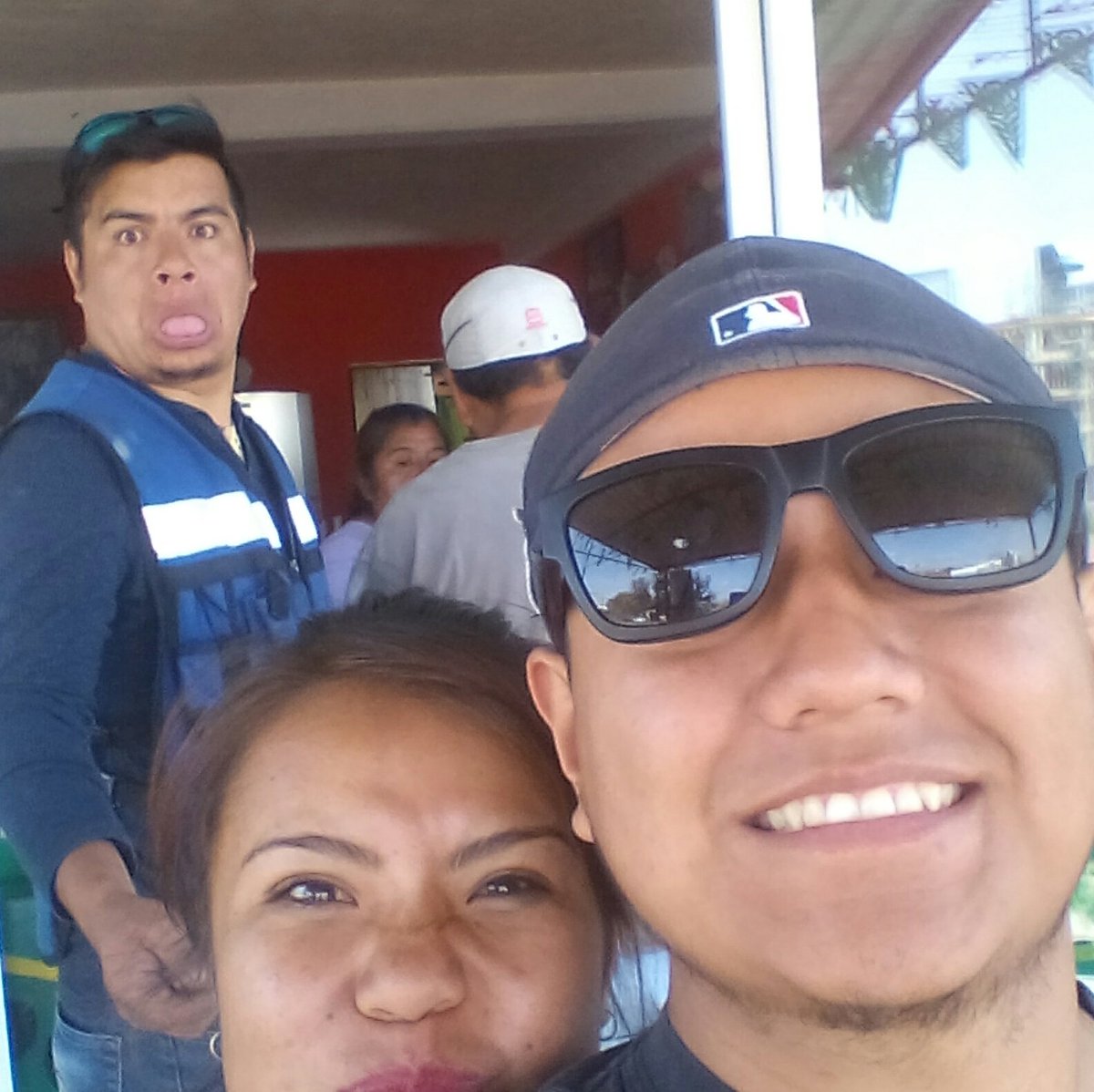 ConmasEl tweet picture
