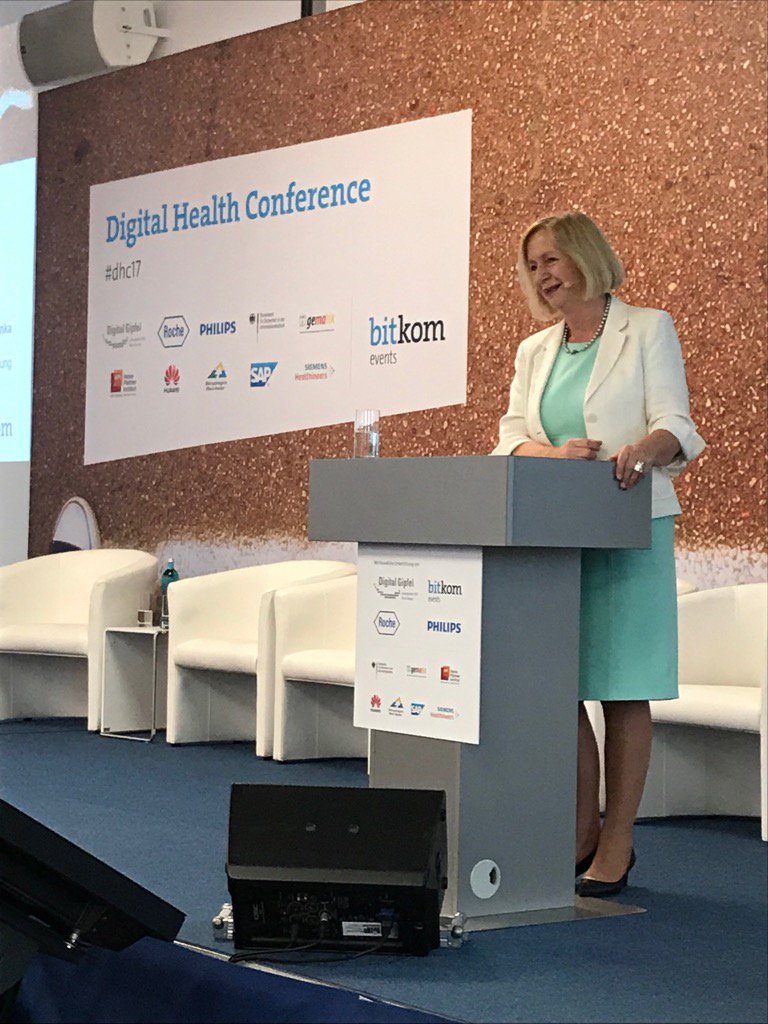 ErwinBottinger's tweet photo. Bravo BMBF Chefin Johanna Wanka for increasing Medizininformatik-Initiative Budget to more than 150Mio #dhc17 https://t.co/ZwAU5vQalm