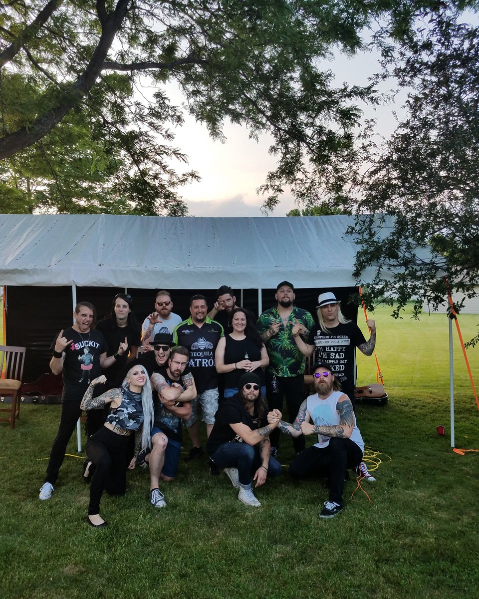 deckerdrummer's tweet photo. #HeartsInHell #Tour in Jim's yard w #WZOR Jams, bbq, motorcycles, gasoline bonfires & strippers. Avg Sunday. #StitchedUpHeart #SuckIt https://t.co/MWnxS1bH5F