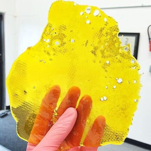 dabtime710's tweet photo. Who else could use a slab rn to spunk up their shitty Monday??🙋‍♂️🤤 https://t.co/BfvEFokFaU