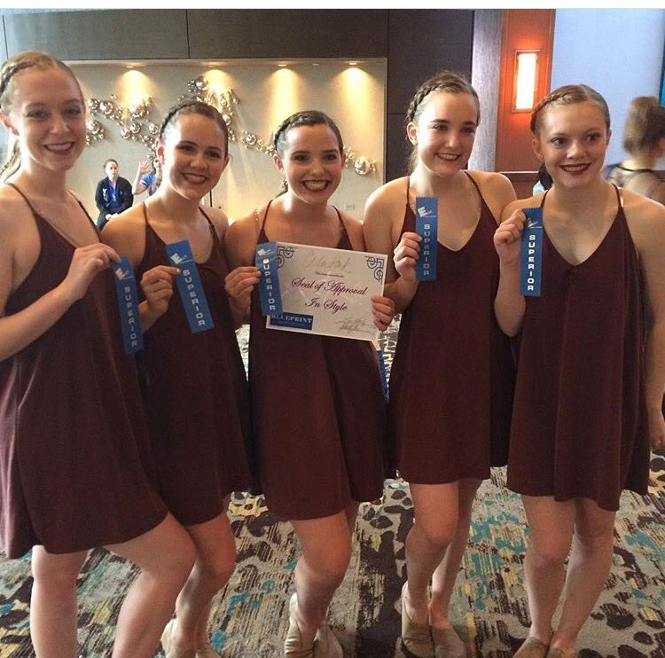 The celebrity officers had so much fun at officer camp!! All blue!!!💙💙