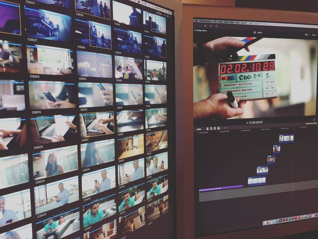douglasbmiller's tweet photo. Back in post.
#editorial #editing #editor #colorcorrection #adobepremiere #finalcutpro #production #sonyfs7 #sonyf… https://t.co/29KwDNTTAM https://t.co/ZIXikNodJo