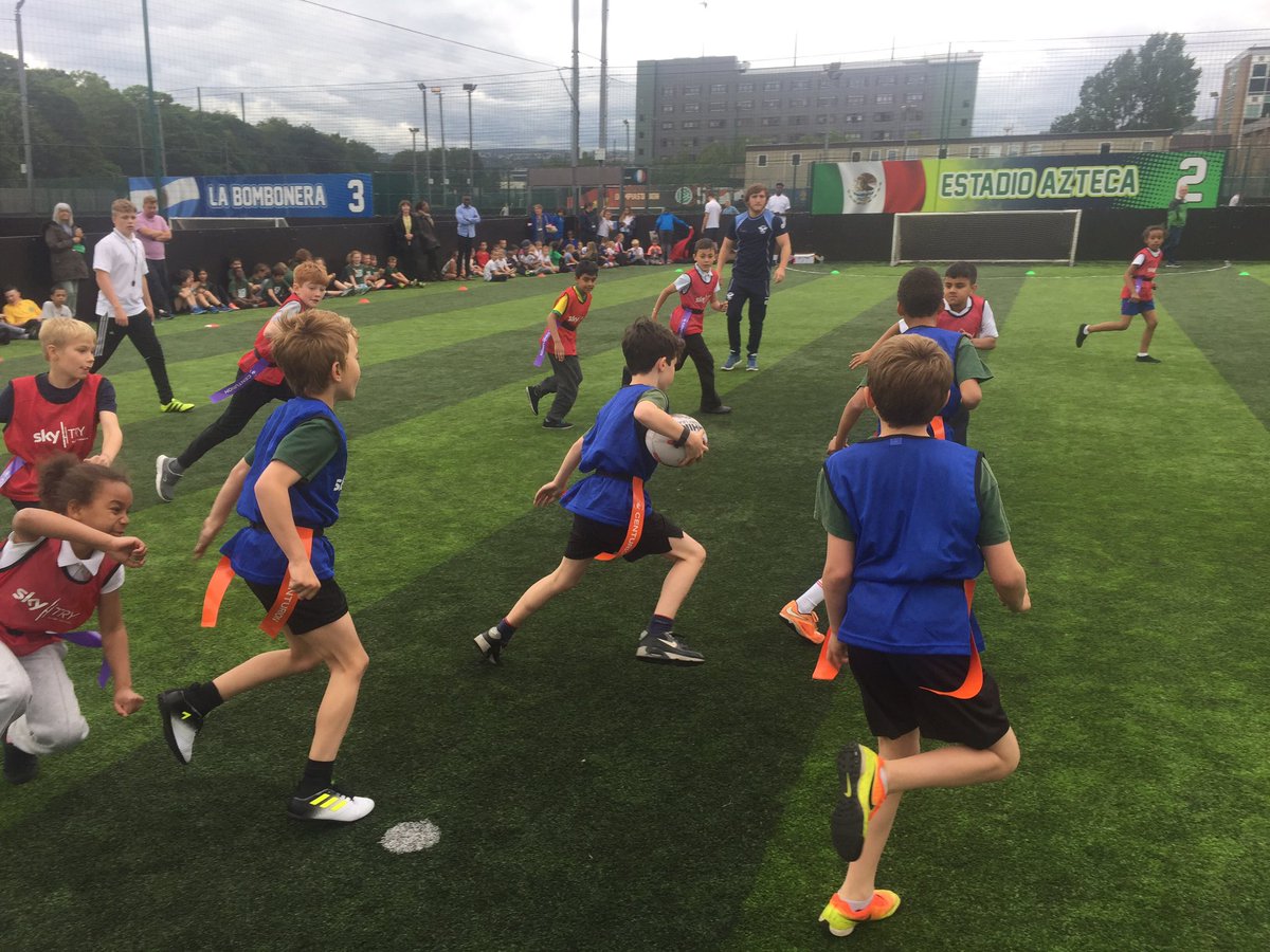 ArchesSSP's tweet photo. Great afternoon at @ASCHSSheffield for the @SkyTryRL @SheffieldEagles  School Games Tag Festival with @INCLUDEfound @YourSchoolGames 🏉🏆🥇 https://t.co/dlBop3RhL0