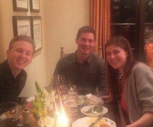 Christ1stIsu's tweet photo. I miss #logandra so much :( *lmao, second pic 😂* https://t.co/QiGxJQc3QJ