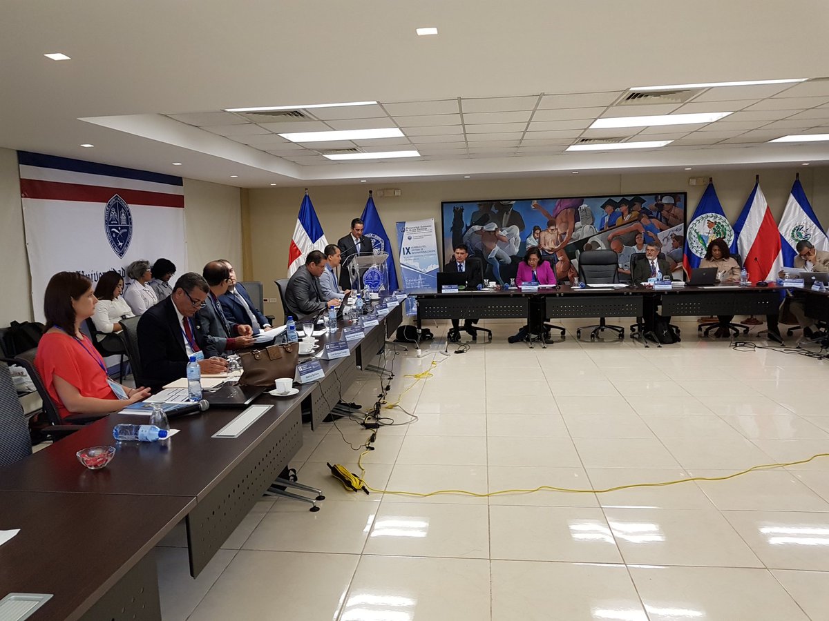CRRobertoguzman's tweet photo. Hoy inicia en la #UASD
XI Asamblea #SIESCA
@UniversidadUASD https://t.co/bnhYXpnMKi