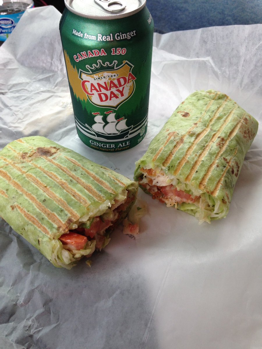 7140Hill's tweet photo. @1Shortys. Buffalo chicken https://t.co/JpdfIvQ7GK