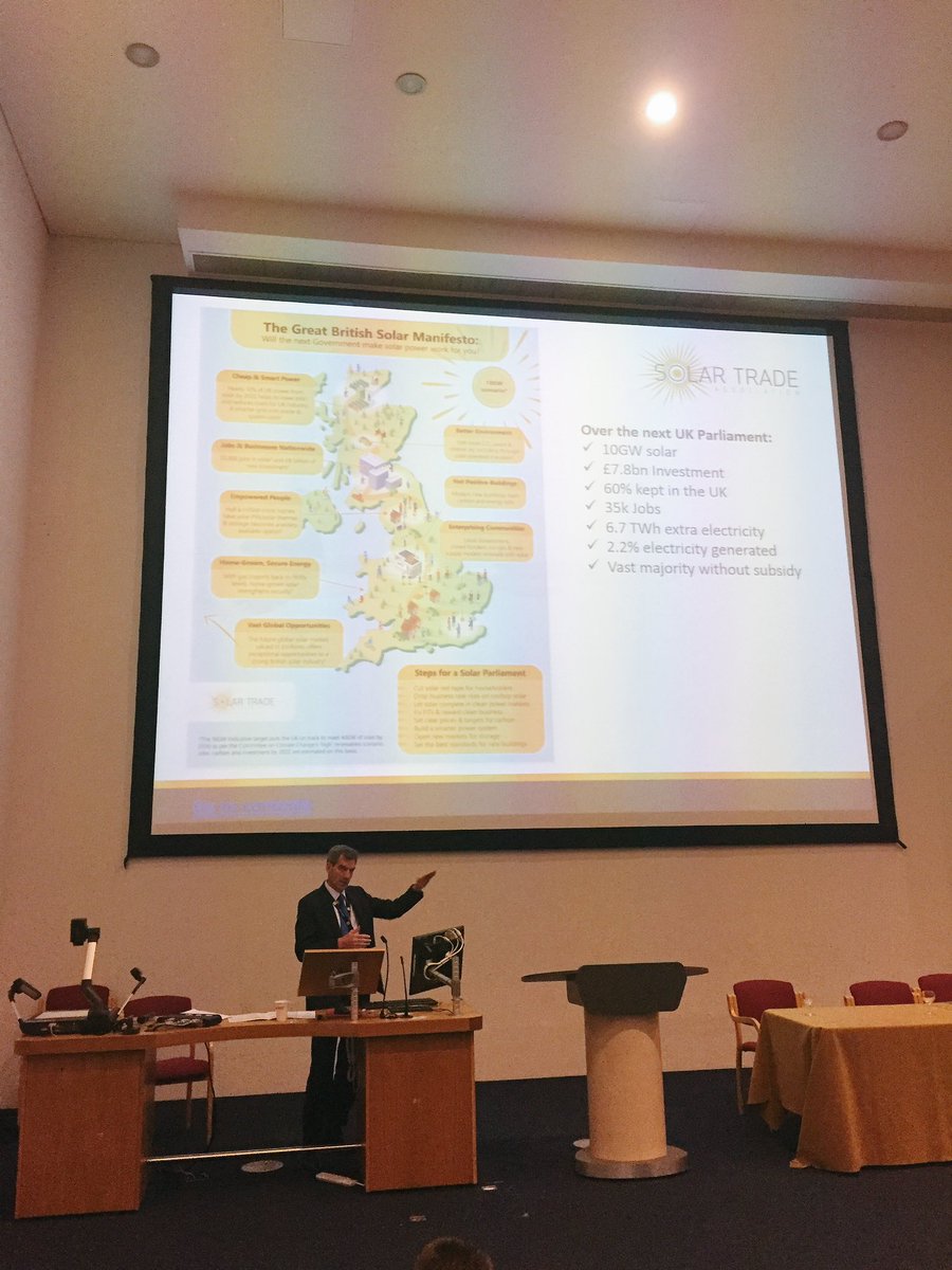 SolarEnergyUK_'s tweet photo. .@PBarwell CEO @thesolartrade ends the day looking at the bigger picture 'It pays to go #solar' #SolarinScotland https://t.co/rrneqCnY8z